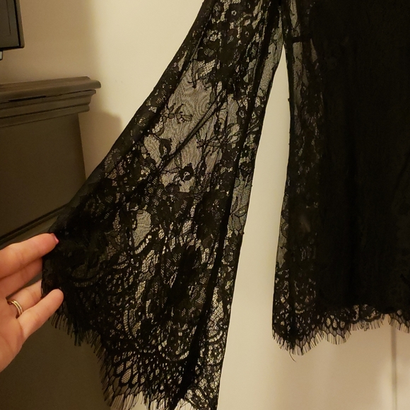 WHBM blouse - Picture 7 of 7